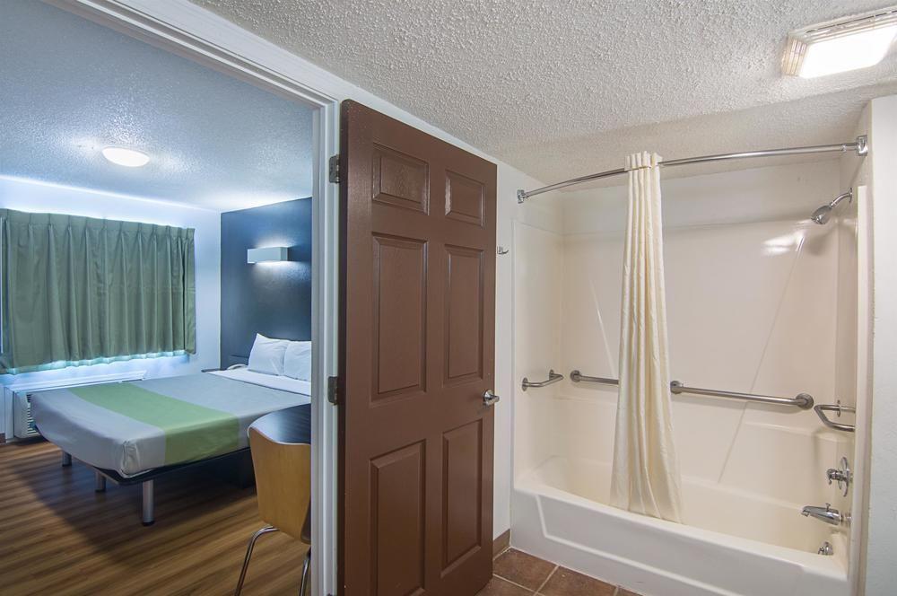 Studio Inn Extended Stay Oklahoma City Airport By Oyo 외부 사진