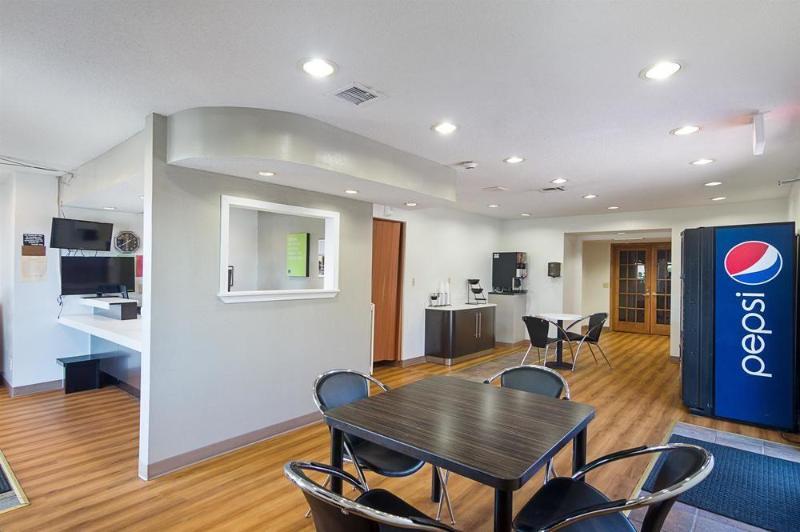 Studio Inn Extended Stay Oklahoma City Airport By Oyo 외부 사진